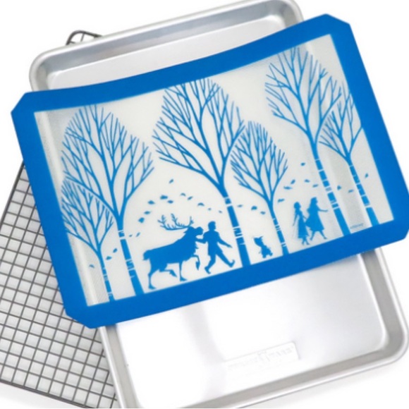 3 Piece Frozen II Bake Set by Nordic Ware